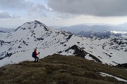 82 Scendendo da Cima di Piazzo vista in Sodadura